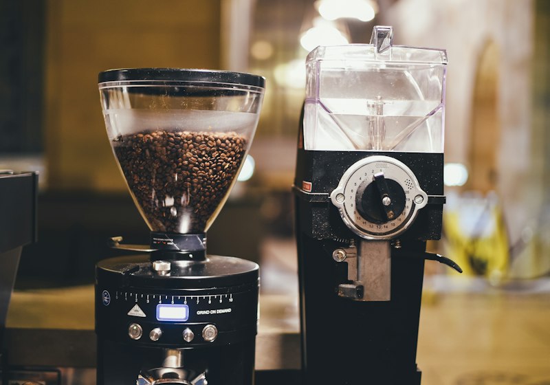 Best Coffee Grinder 2026 (Why Grind Matters More Than the Machine)
